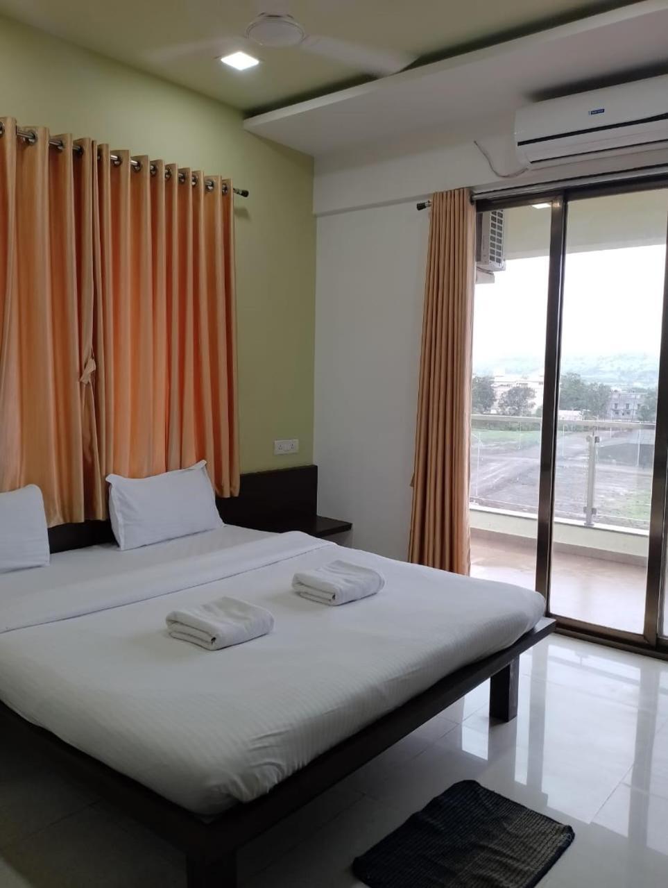 Hotel Shiva'S Inn Trimbak Ngoại thất bức ảnh