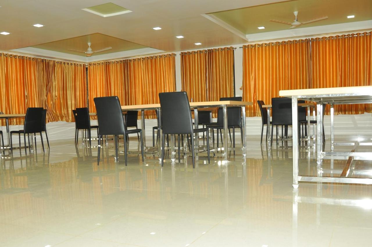 Hotel Shiva'S Inn Trimbak Ngoại thất bức ảnh